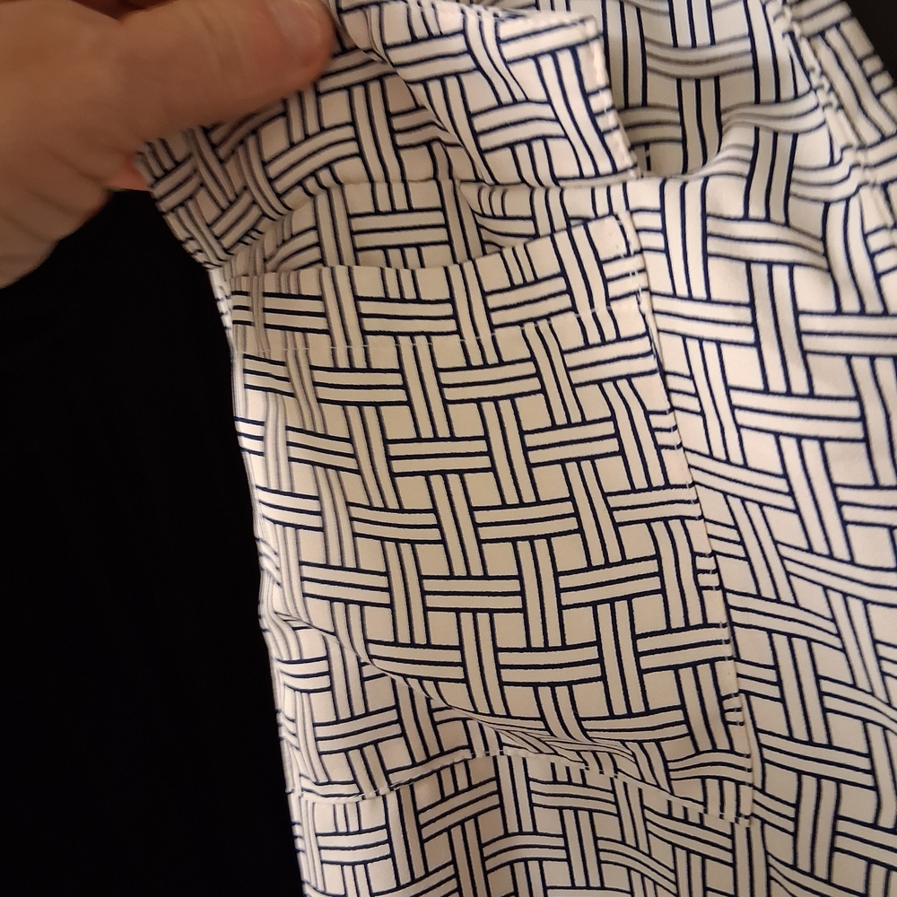 Ann Taylor Navy and White Patterned Blouse